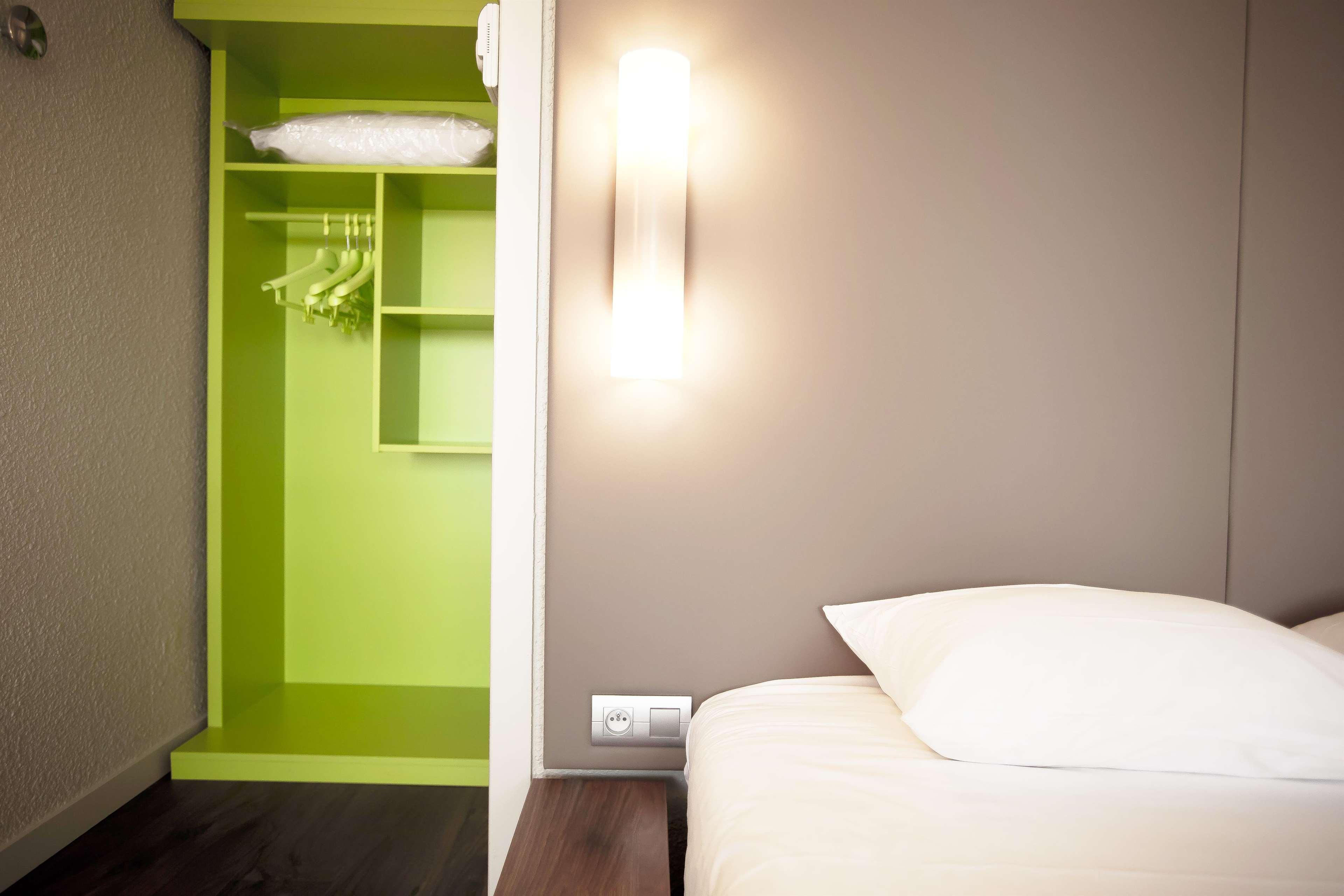 Campanile Pontarlier Hotel Eksteriør billede