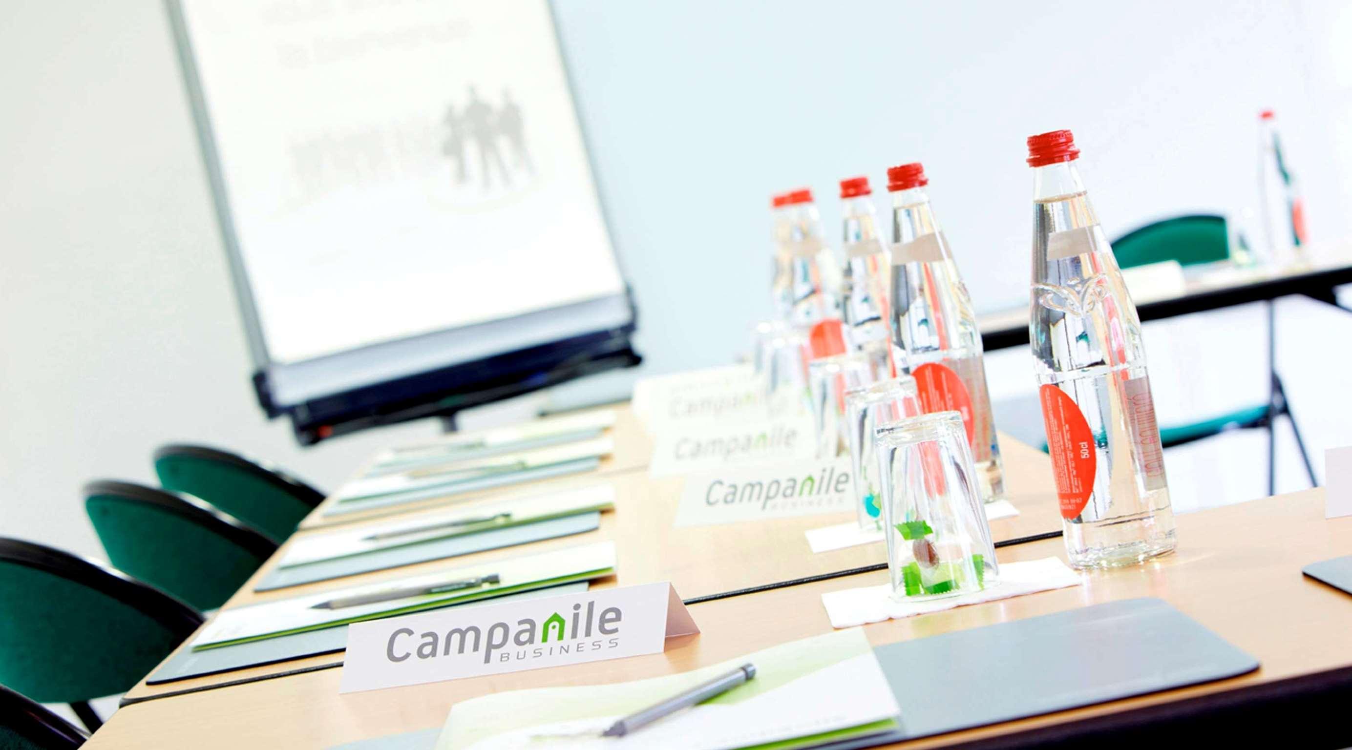 Campanile Pontarlier Hotel Eksteriør billede