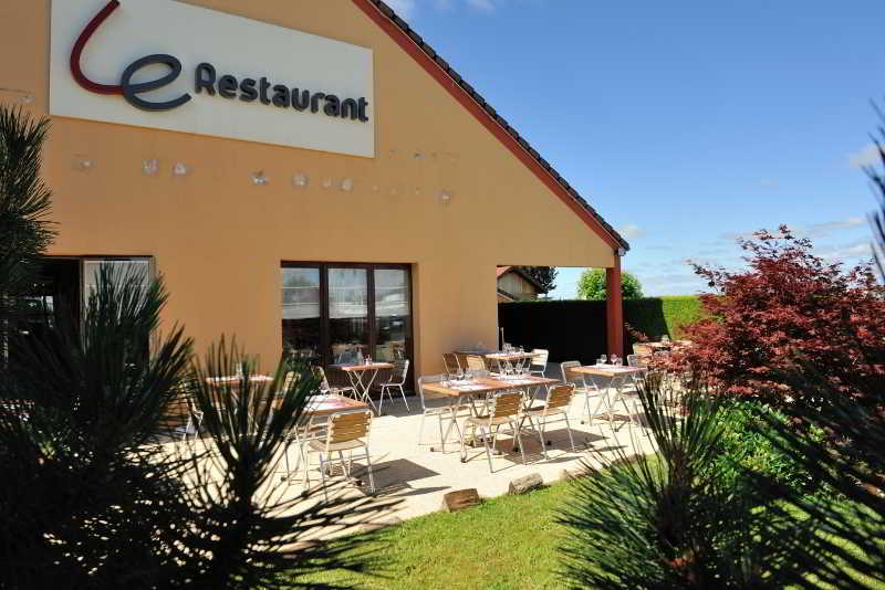 Campanile Pontarlier Hotel Eksteriør billede